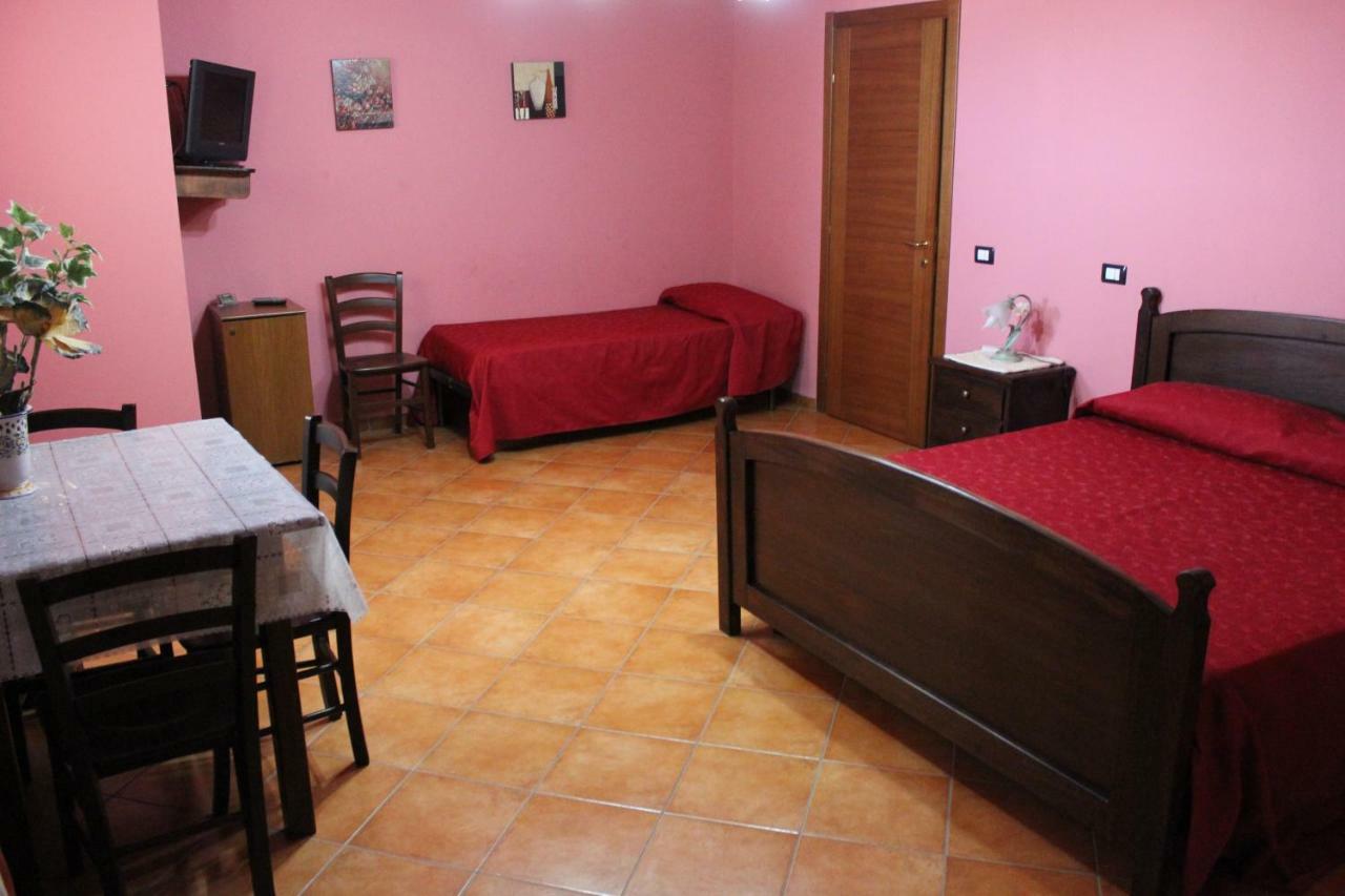 B&B Ulivo เทรเบีย ภายนอก รูปภาพ