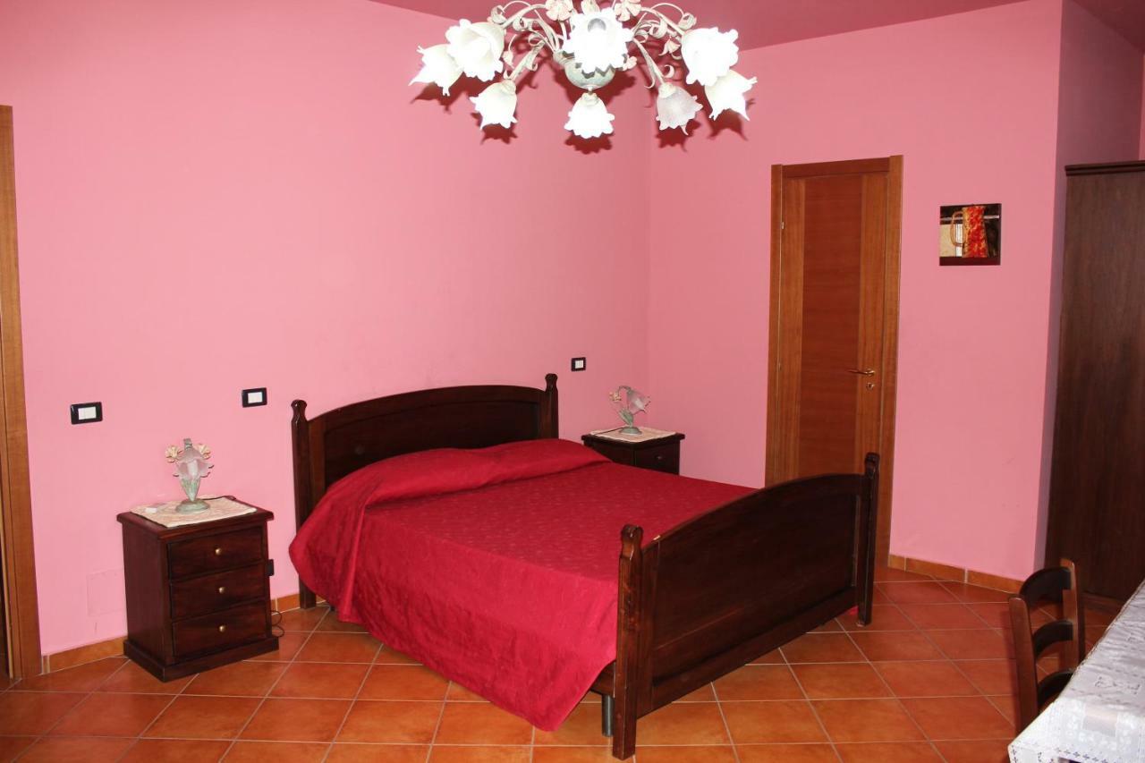 B&B Ulivo เทรเบีย ภายนอก รูปภาพ