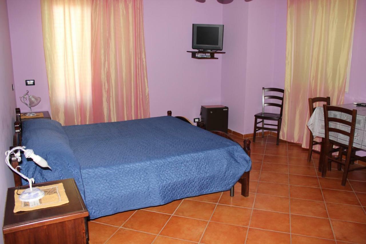 B&B Ulivo เทรเบีย ภายนอก รูปภาพ